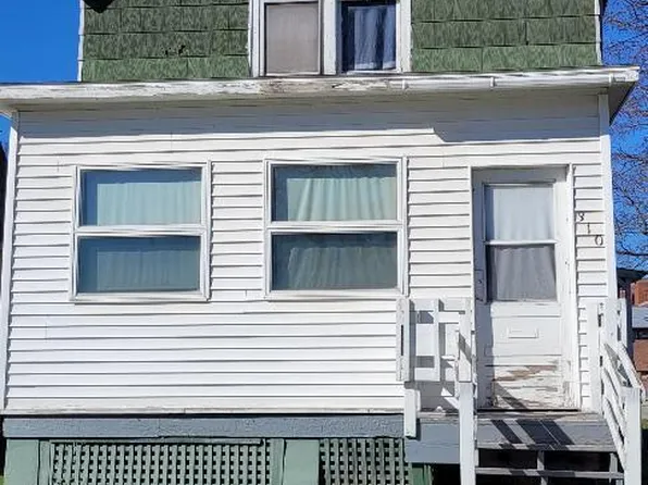 310 Peck St, Sault Sainte Marie, MI 49783