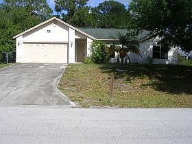 1st image of 131 SW Klee Cir