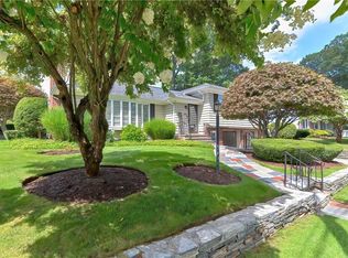 144 Glen Ridge Rd, Cranston, RI 02920