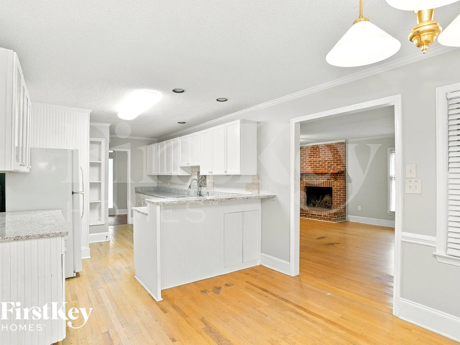 3 bed, 2.0 bath, 2119 sqft, $2,080 — Photo 4