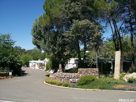 4th image of 6284 Brodie Dr