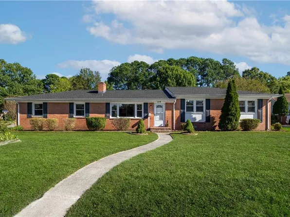 459 Elizabeth Lake Dr, Hampton, VA 23669