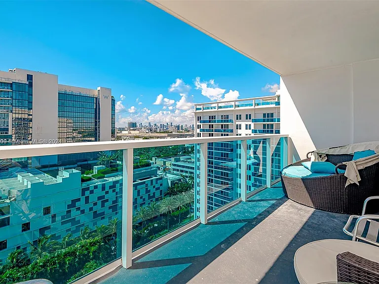 2301 Collins Ave #1506 — Photo 2