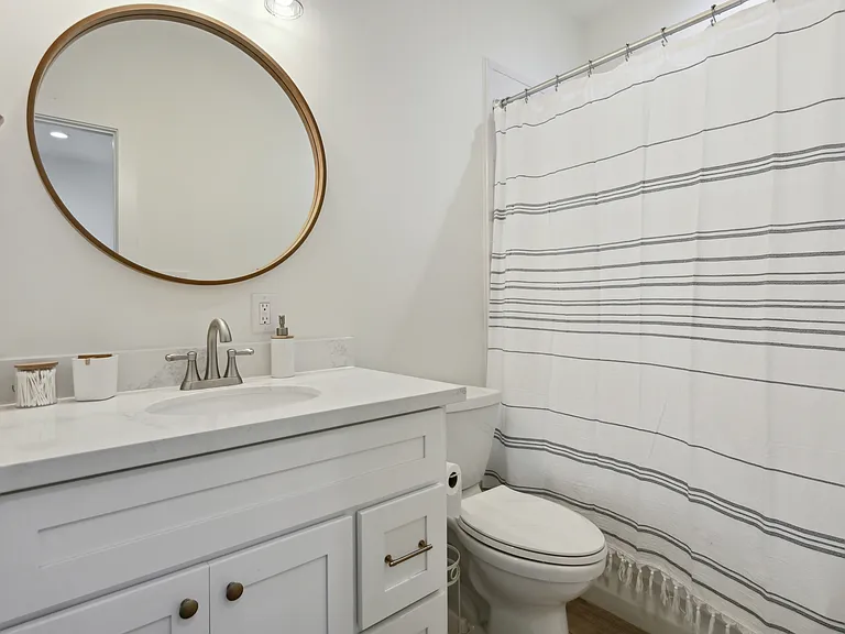 437 Webster St #C — Photo 14