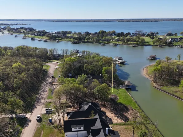 394 Clubhouse Dr, Corsicana, TX 75109