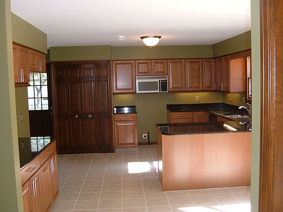 Magnificent Kitchen!