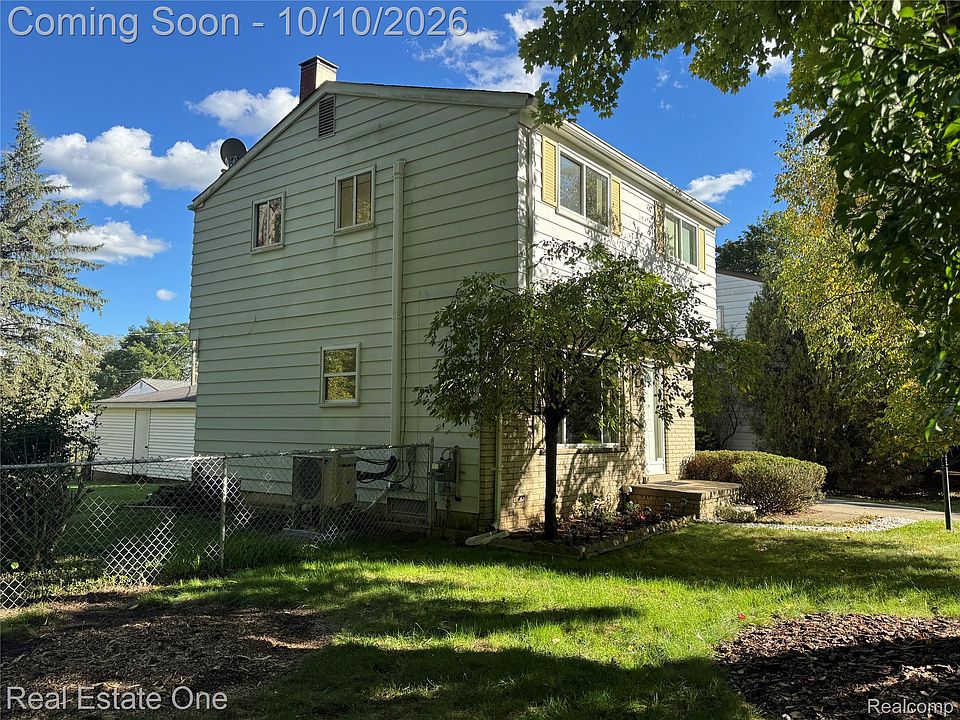 23236 Albion Ave, Farmington Hills, MI 48336 | MLS #20261080044