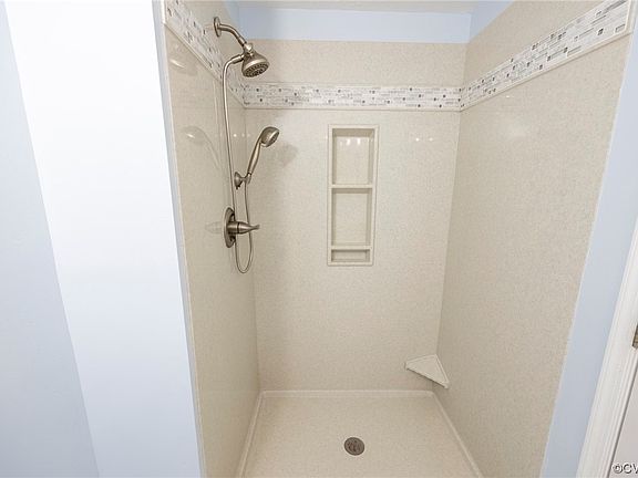 3rd image of 9397 London Tower Ct Unit 504