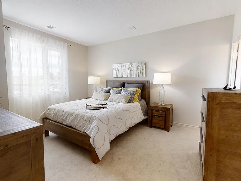 145 Pembers Pass — Photo 14