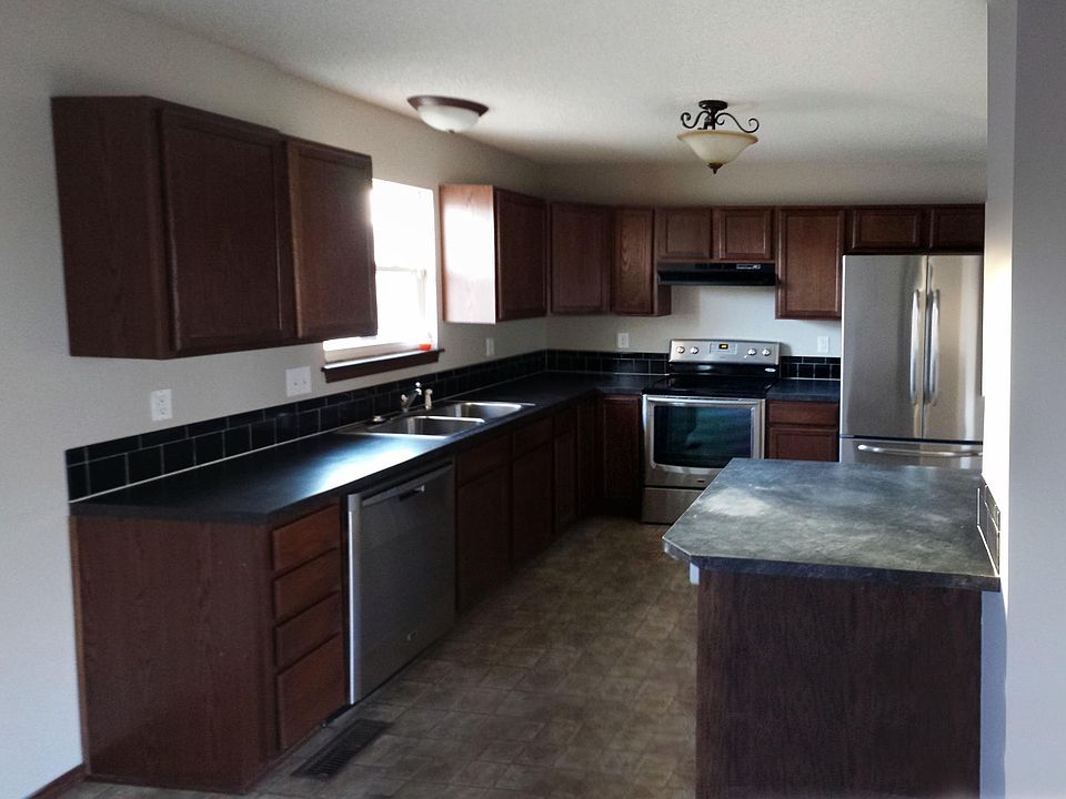 Kitchen with newer applicances