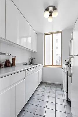 Sold by Compass | media 3