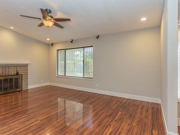 4th image of 3122 Elmrock Pl