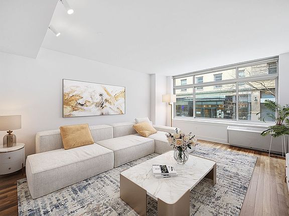 3rd image of 99 Jane St APT 1K