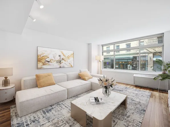 99 Jane St APT 1K, New York, NY 10014