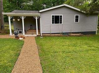 319 S Lake Dr, Hiram, GA 30141