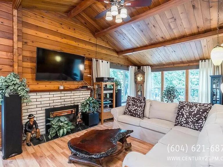 2853 McCallum Rd #UPPER — Photo 8