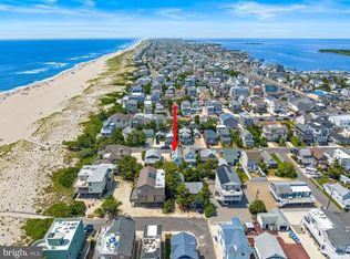 127 E 27th St, Long Beach, NJ