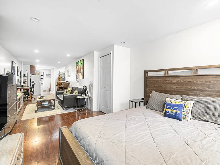 82 E 7th St #8 — Photo 6