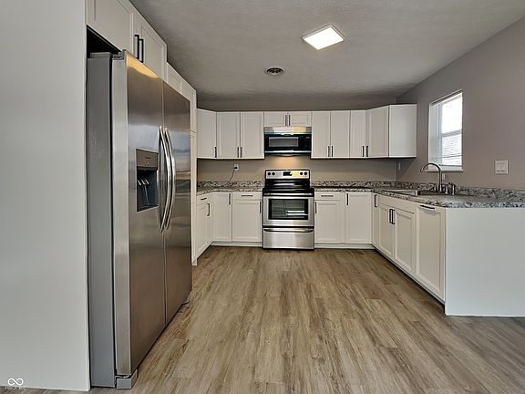 5th image of 3705 S Felton St