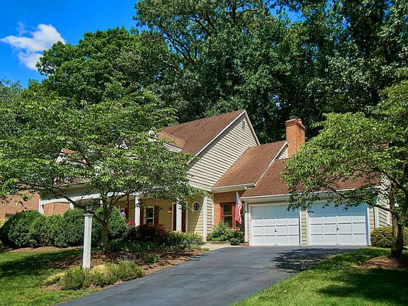 2nd image of 1027 Broad Branch Ct