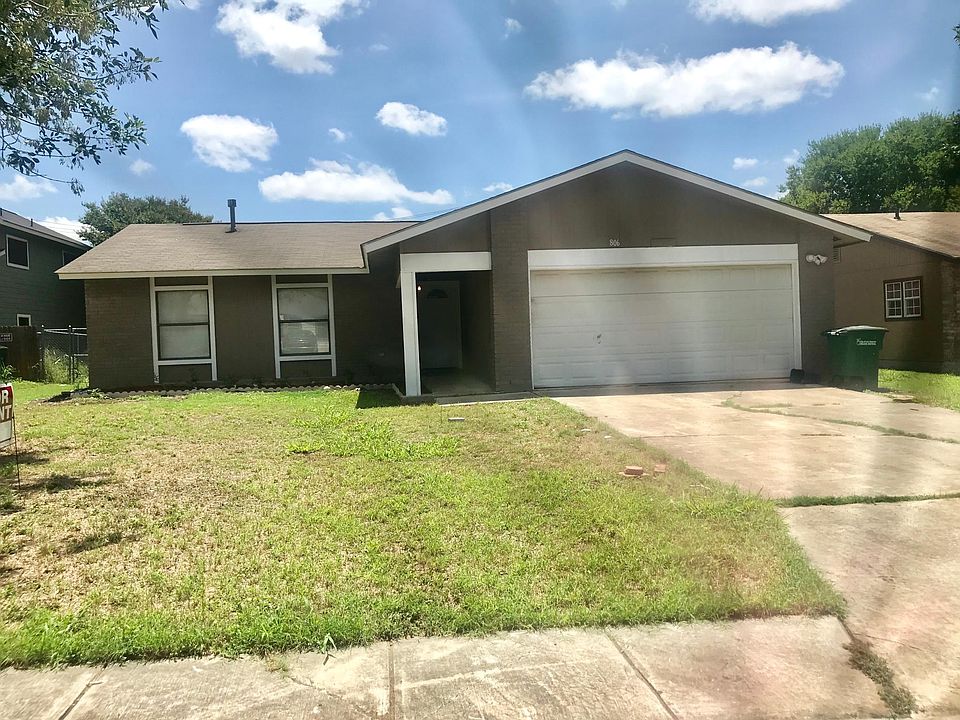 1st image of 806 Thornedike Dr
