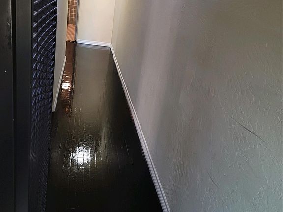 4th image of 3236 32nd St
