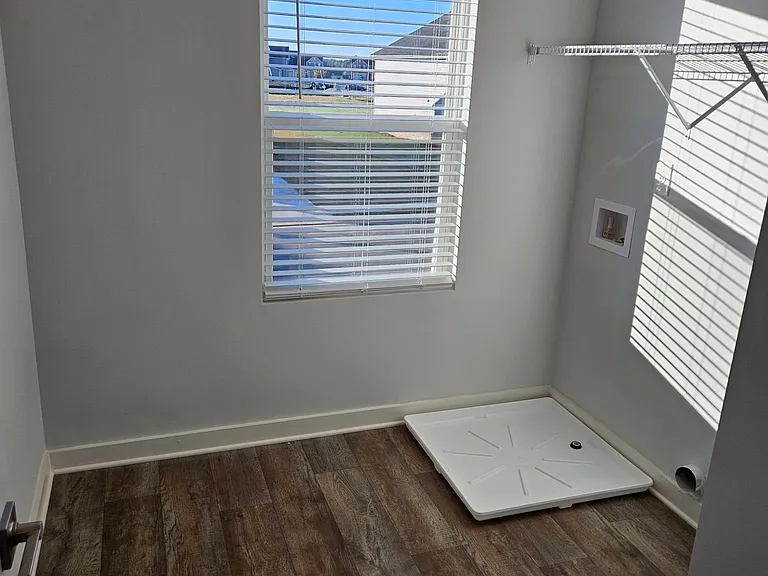 1205 Hibiscus Way — Photo 6