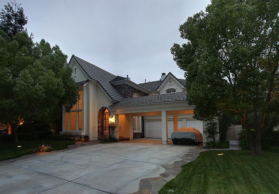 1st image of 3410 Kildare Ct