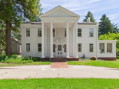 411 S Main St, Adrian, MI, 49221