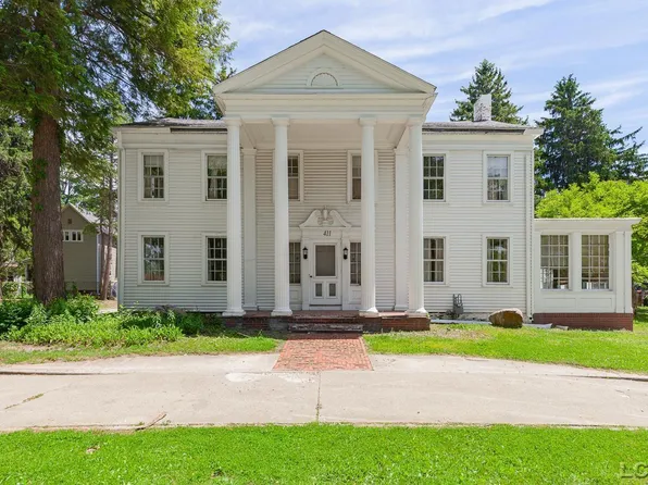 411 S Main St, Adrian, MI 49221