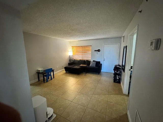Building Photo - 8700 SW 133rd Avenue Rd #106