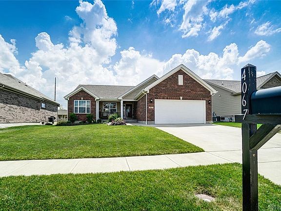 3rd image of 4067 Spicebush Dr