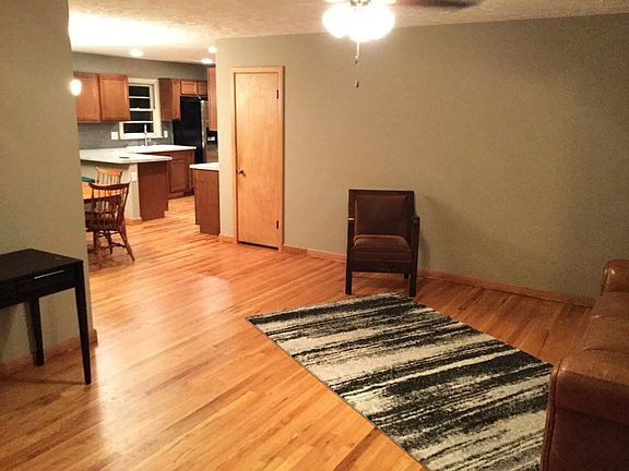 5th image of 5406 Pioneers Blvd