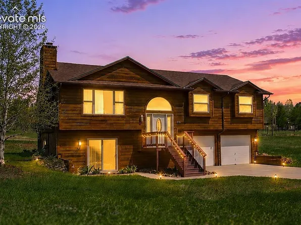 812 Red Eagle Ct, Woodland Park, CO 80863
