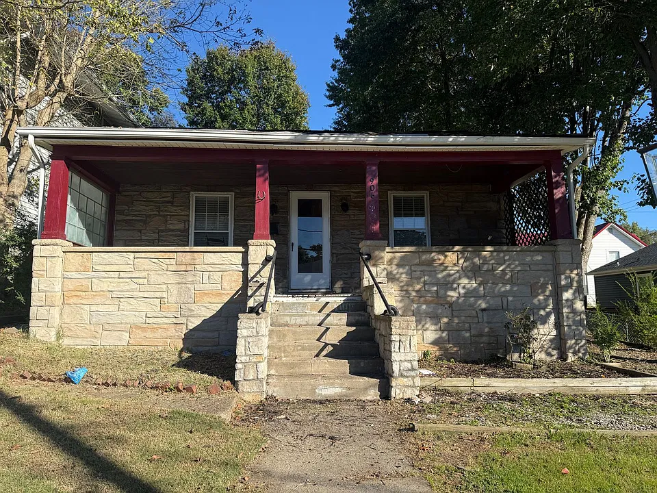 906 Greendale Dr