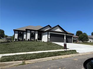2210 Piedmont Pl, Excelsior Springs, MO 64024