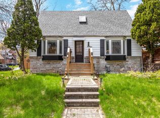 310 Senlac Rd, Toronto, ON M2R1R1