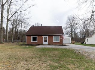 2174 Lake Rd, Akron, OH 44312