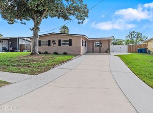 11305 Emuness Rd, Jacksonville, FL 32218