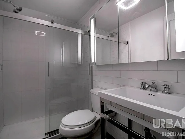 79 Rivington St #4D — Photo 3