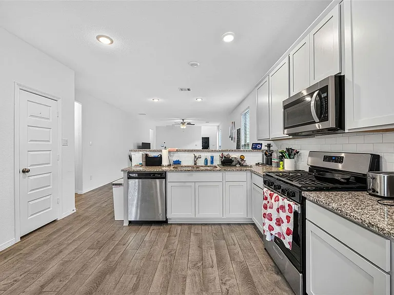 22338 Auburn Cabin Ln — Photo 12