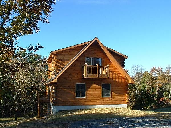 2nd image of 752 Sassafras