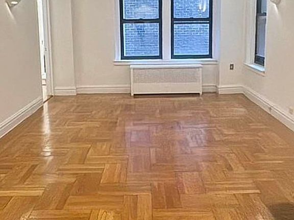 2nd image of 127 W 96th St APT 10A