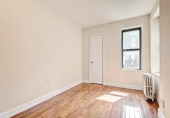 3rd image of 236 E 118th St APT 6