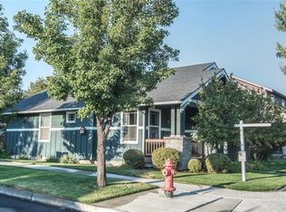 21393 NE Oakview Dr, Bend, OR 97701