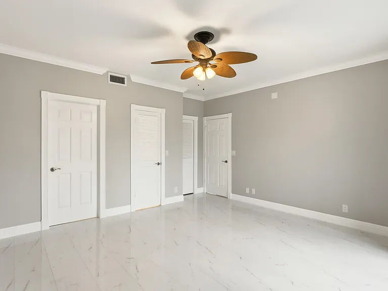 220 Lake Dr #206 — Photo 20