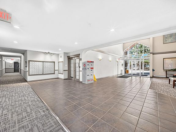 4th image of 279 Suder Greens Dr NW #324