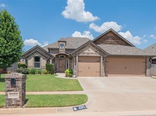 2327 Coles Creek Ln, Yukon, OK 73099