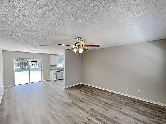 4th image of 8611 Briarhaven Ct Floor 1