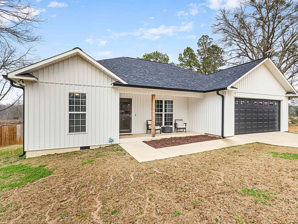 1st image of 301 Garner Dr